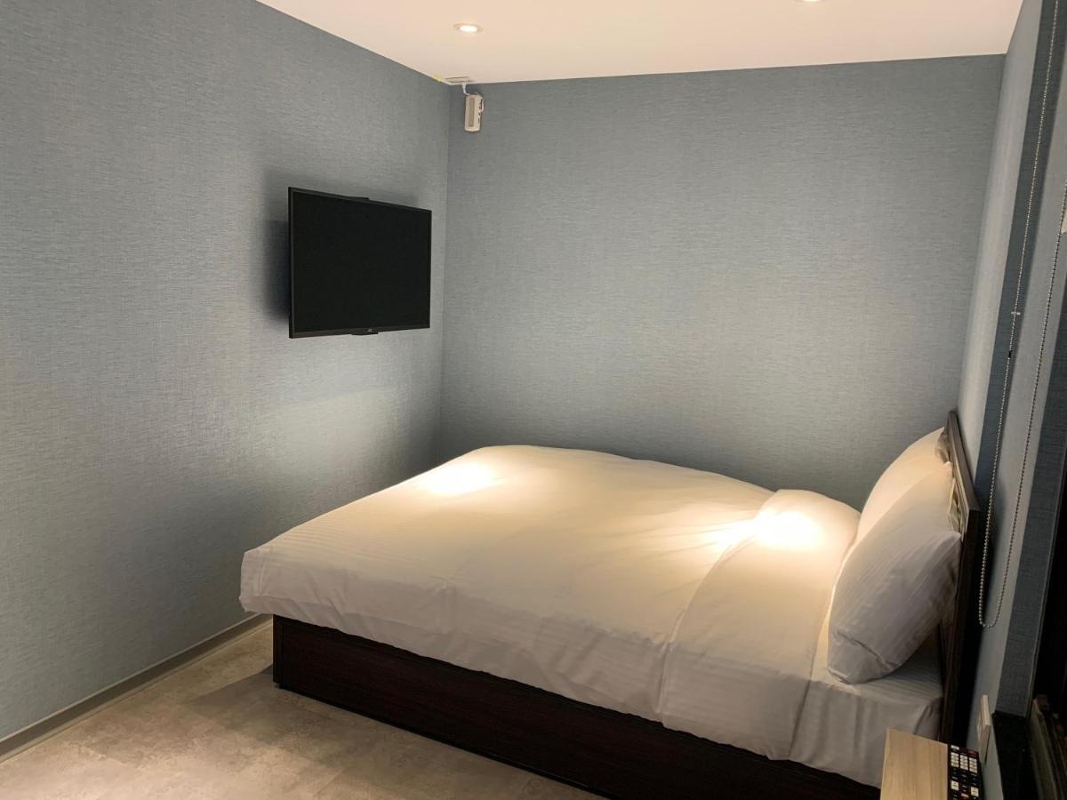Donni Room For Rent Tchaj-pej Exteriér fotografie